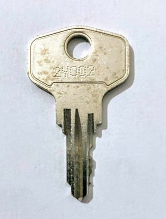 Replacement L&F Lowe & Fletcher 2Y002 Combination Lock Reset Key
For L&F, Euro Locks, KI Furniture, Global, Teknion  Combination Locks